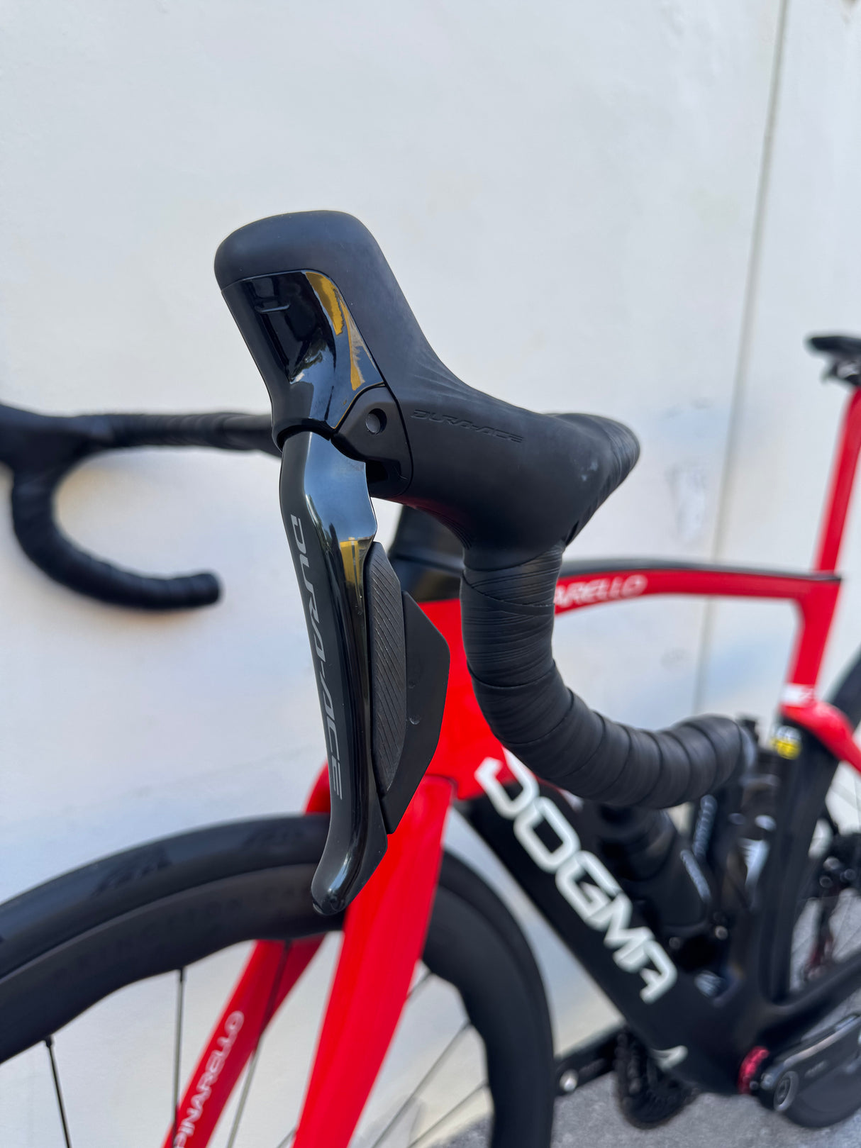 2022 Pinarello Dogma F B611 Red- DuraAce Di2- Princeton Peak 4550 - 53 Pre-Owned