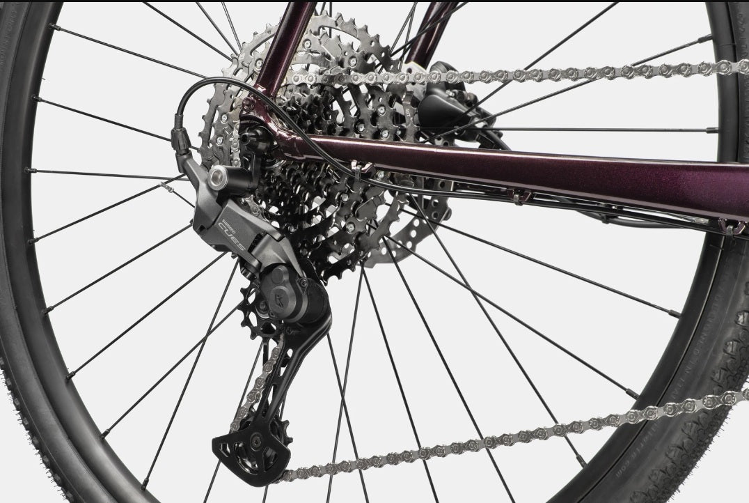 Cannondale Quick CX 2 Shimano Cues 10 Speed Disc Hybrid Bike