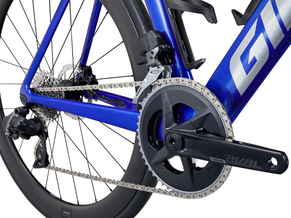 Giant Propel Advanced 1 SRAM Rival eTap AXS 12 Speed Carbon Road Bike